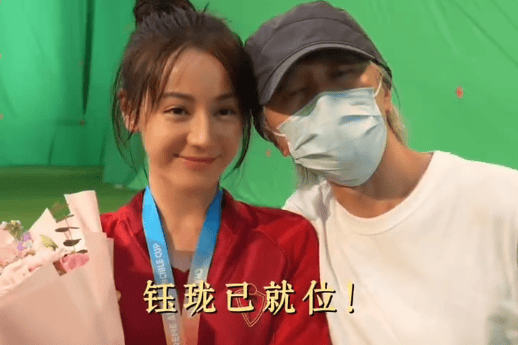 迪丽热巴为拍《功夫女足》提前做体能训练：没想过能演周星驰的电影