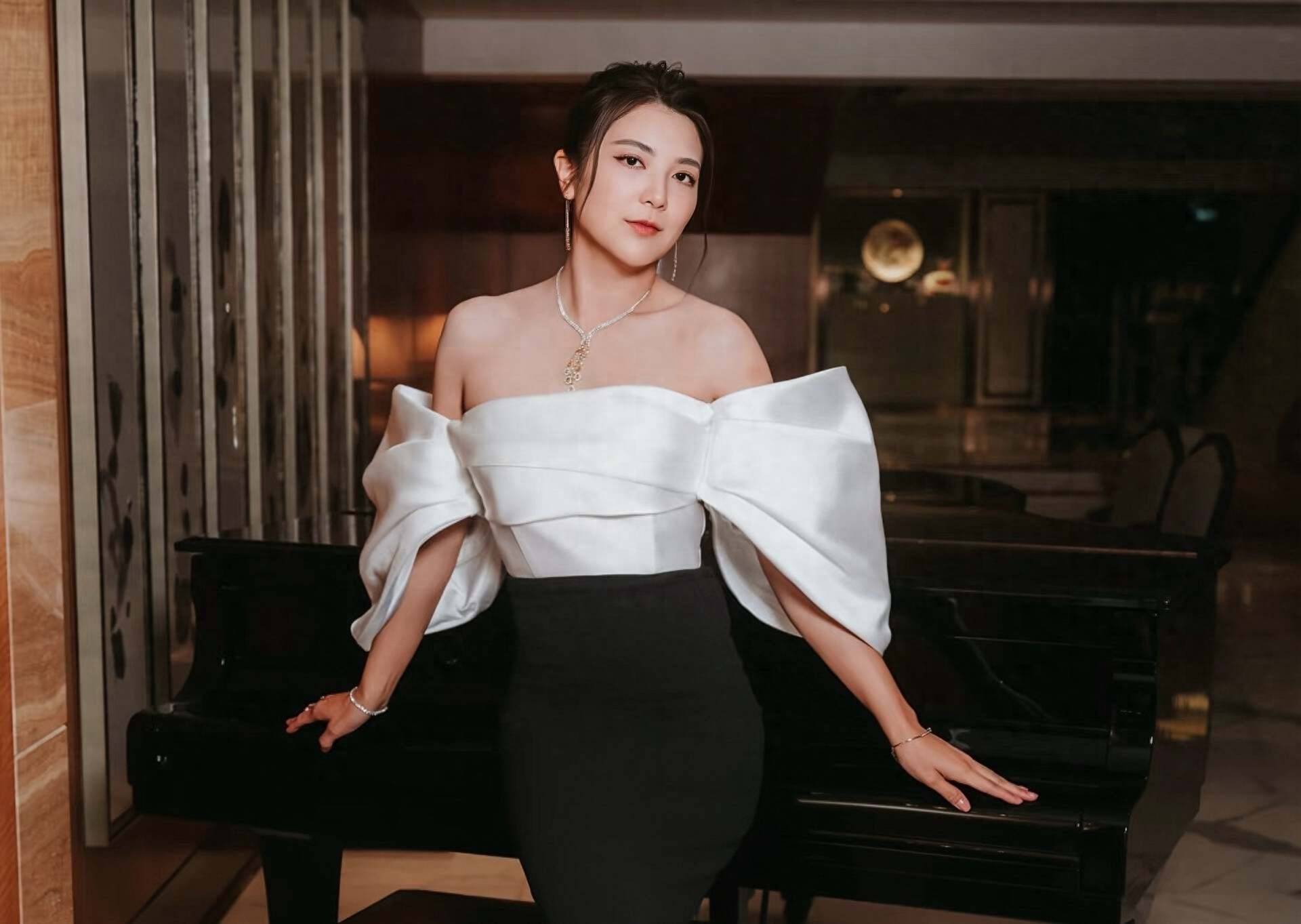 又走一个！TVB女星宣布离巢，网友：没有视帝老公，直接查无此人