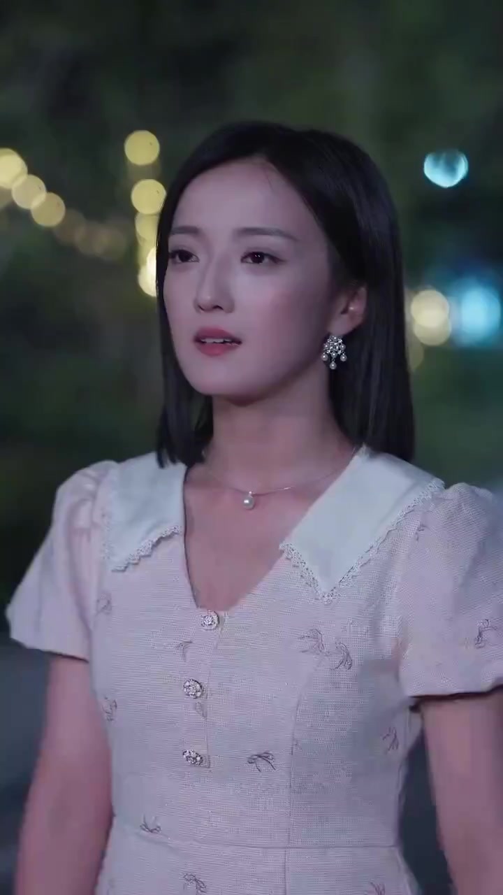 捡来的金丝雀她超能打